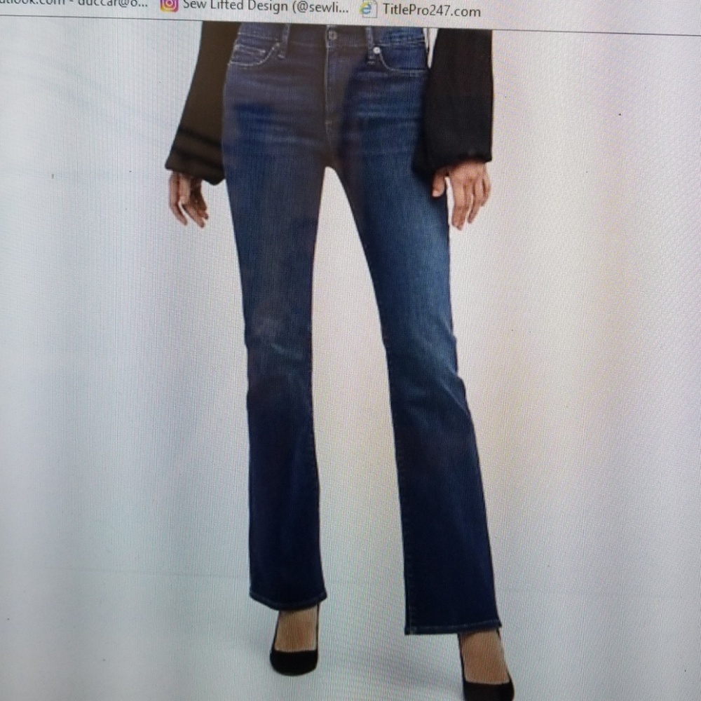 Jeans - Picture 4 of 4